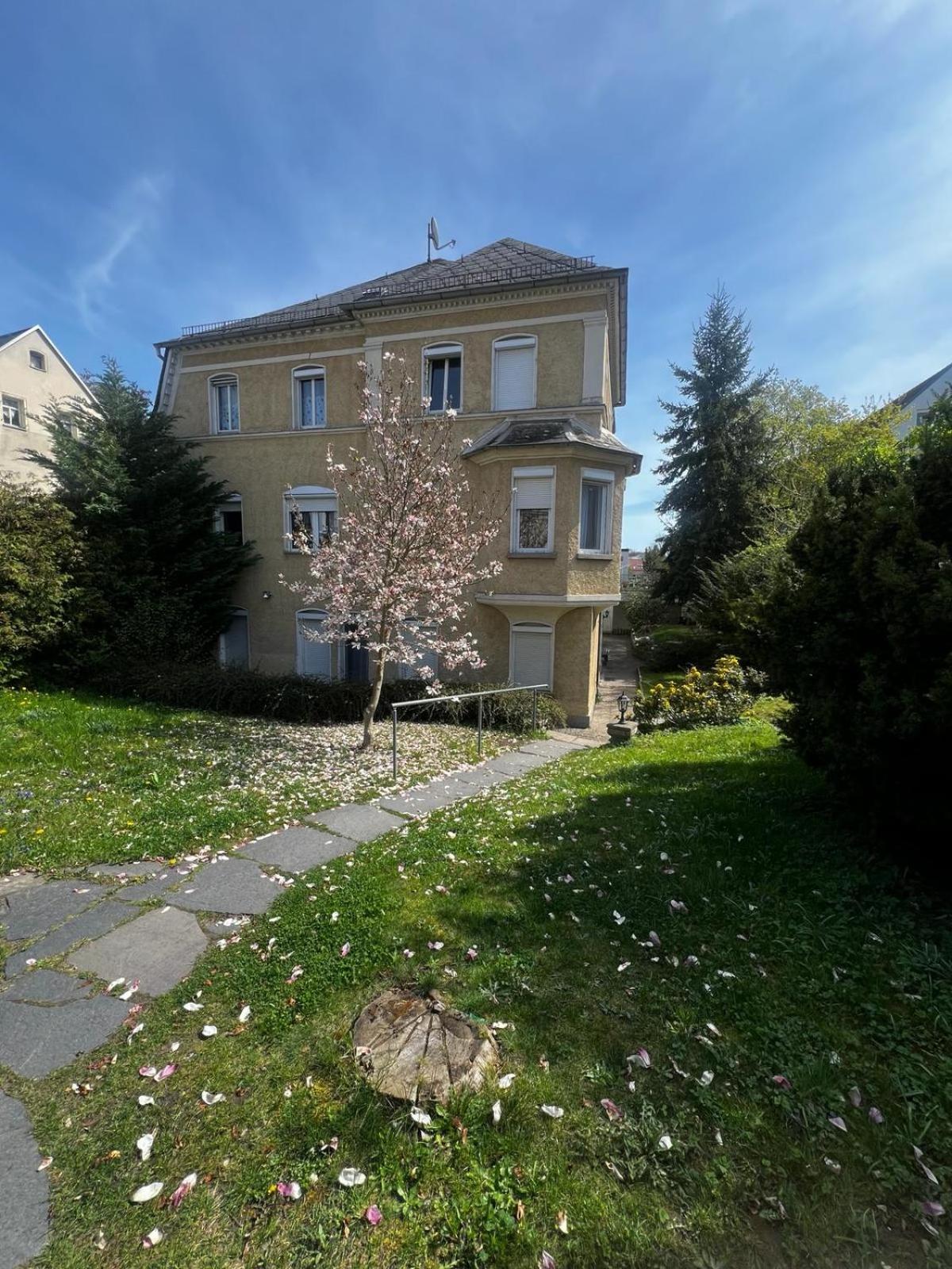105 Quadratmeter Apartment, Parkplatz, Kinderfreundlich, 6 Personen, Wifi, Vollausgestattete Kueche, Crimmitschau Luaran gambar